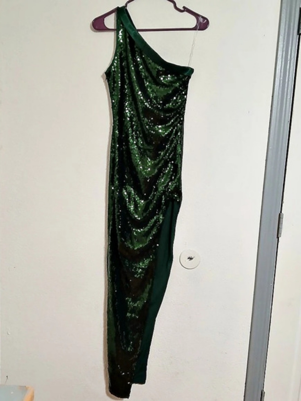 Fashion Nova Nadia Sequin Gown One-Shoulder Sequin Maxi Dress in Green XS NWT